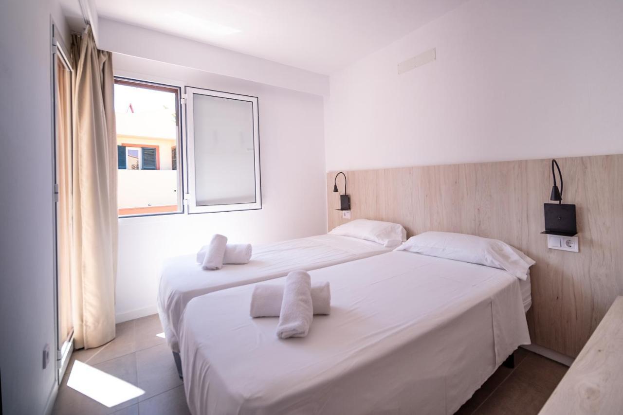 Sant Joan Apartaments - Adults Only كالا إن بلانيس المظهر الخارجي الصورة