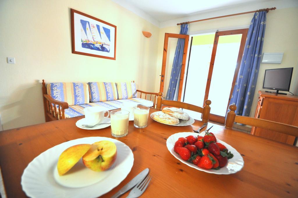 Sant Joan Apartaments - Adults Only كالا إن بلانيس المظهر الخارجي الصورة